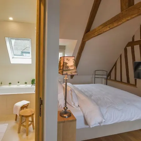 La Maison De Pierre Et Valérie St Leonard Hébergement de vacances *